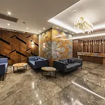 Csk The Halich Port 4*